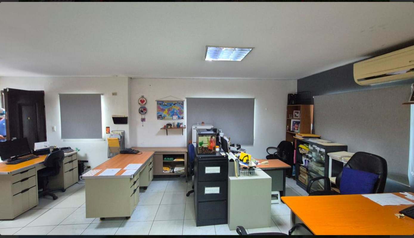 Open lot with shipping containers and machinery Ciudad Radial Panama commercial sale