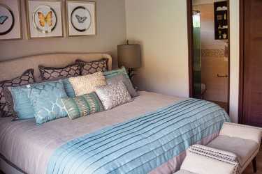 Main bedroom contemporary style bright windows Villas del María Bejuco Panama