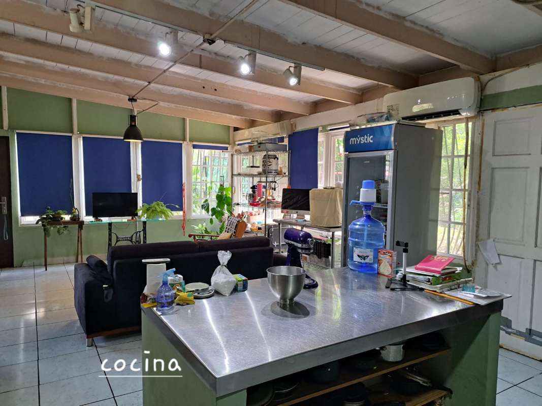 Multipurpose room with gym equipment home office in spacious Clayton house Panama