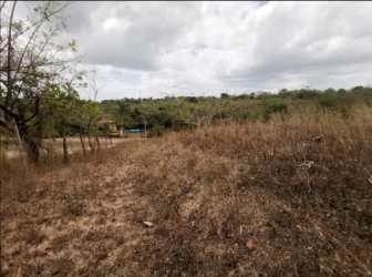 Residential lot for sale in gated Hacienda La Florenciana near beaches in Panama