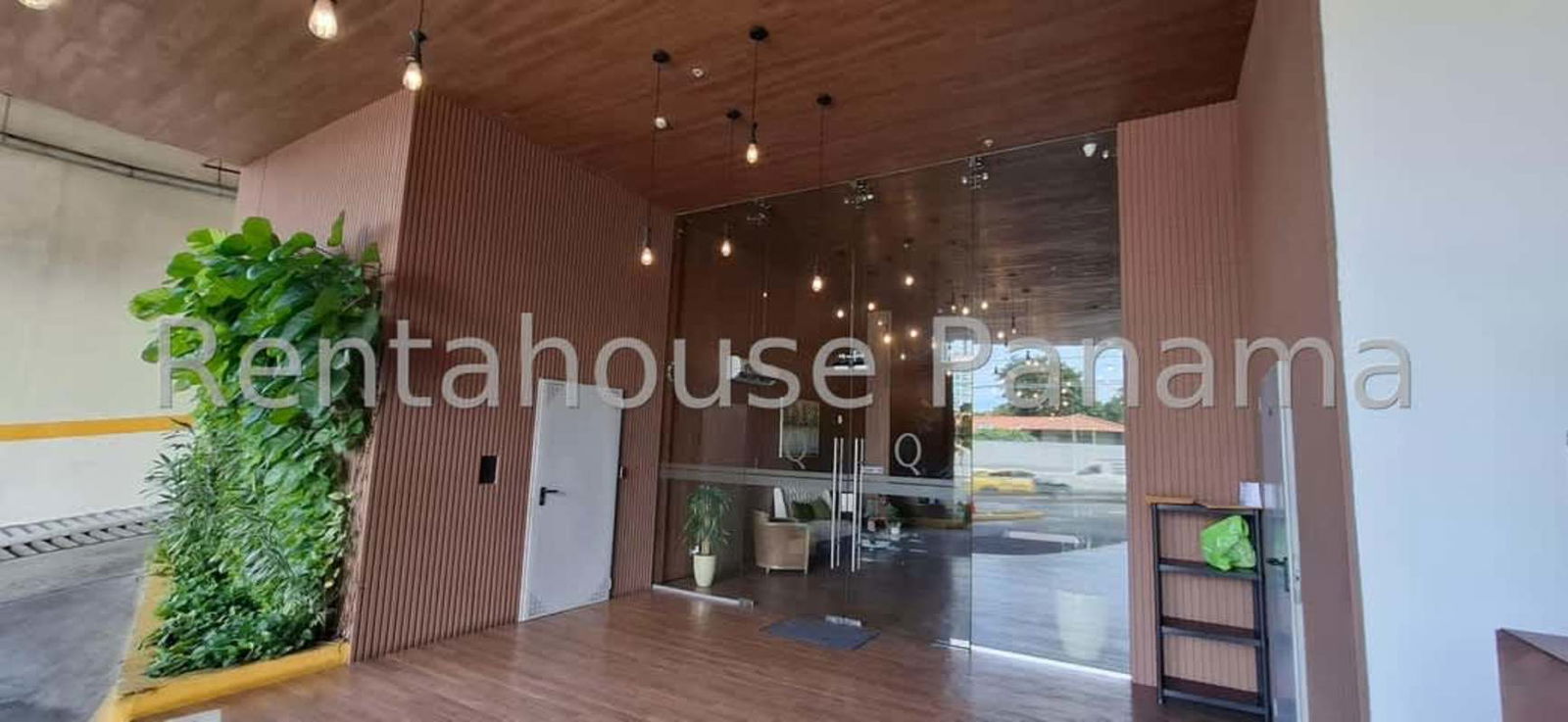 Balcony with sweeping ocean views in Coco del Mar Quartier del Mar apartment Panama City