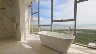 Penthouse Apartment for Sale in Santa María - 4 bedrooms