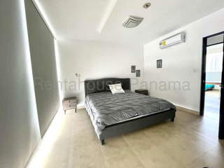 Apartment for Rent in San Francisco - 3 bedrooms