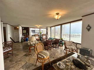 Penthouse Apartment for Sale in Bella Vista - 3 bedrooms