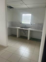 Ample empty commercial interior space tiled floor drywall ceiling Costa Verde La Chorrera