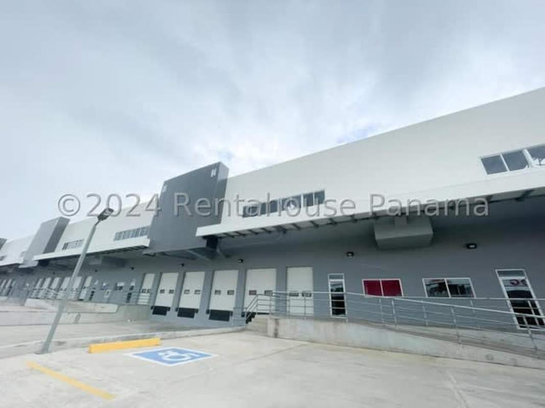Spacious Warehouse with Mezzanine for Rent in Don Bosco - View 2