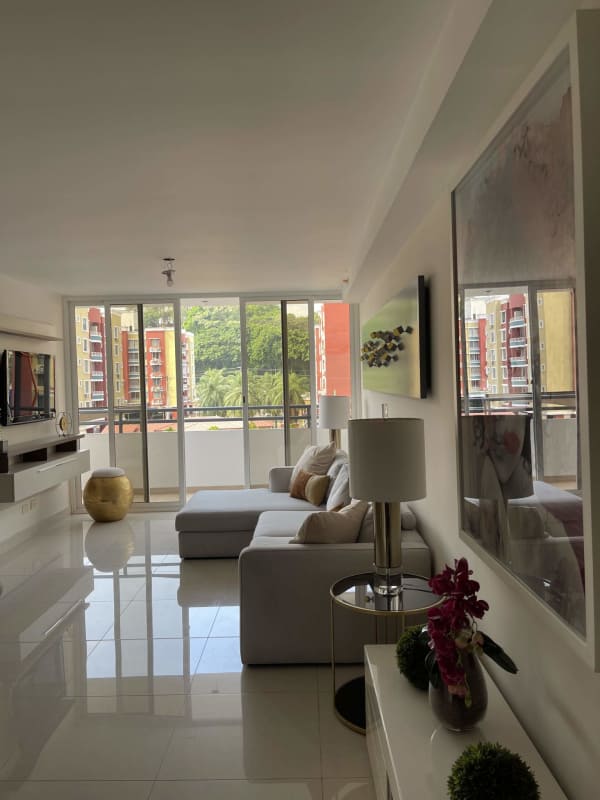 Bright bedroom in new apartment PH Venice Place with window and closet Condado del Rey Panama