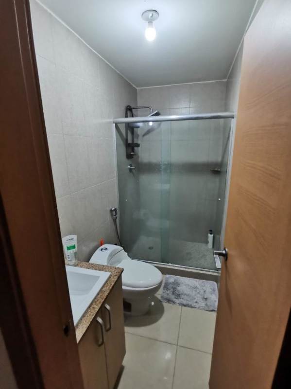 Compact bedroom with TV closet tile floors PH Rokas Condado del Rey Panama