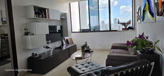 Apartment for Sale in San Francisco - 3 bedrooms