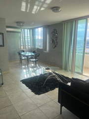 Apartment for Rent in Condado del Rey - 3 bedrooms
