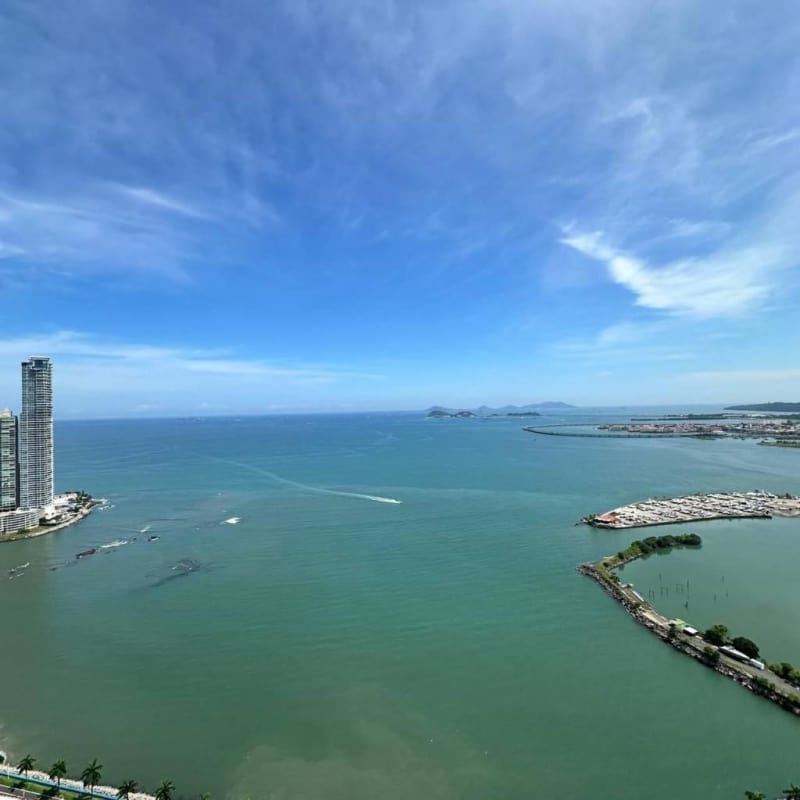 Gourmet kitchen at PH Yoo with island, granite countertops, stainless appliances