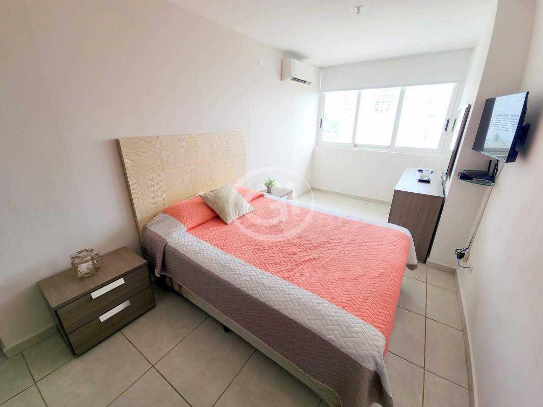 Rooftop pool overlooking Cinta Costera and skyline at PH Bay View Panama City