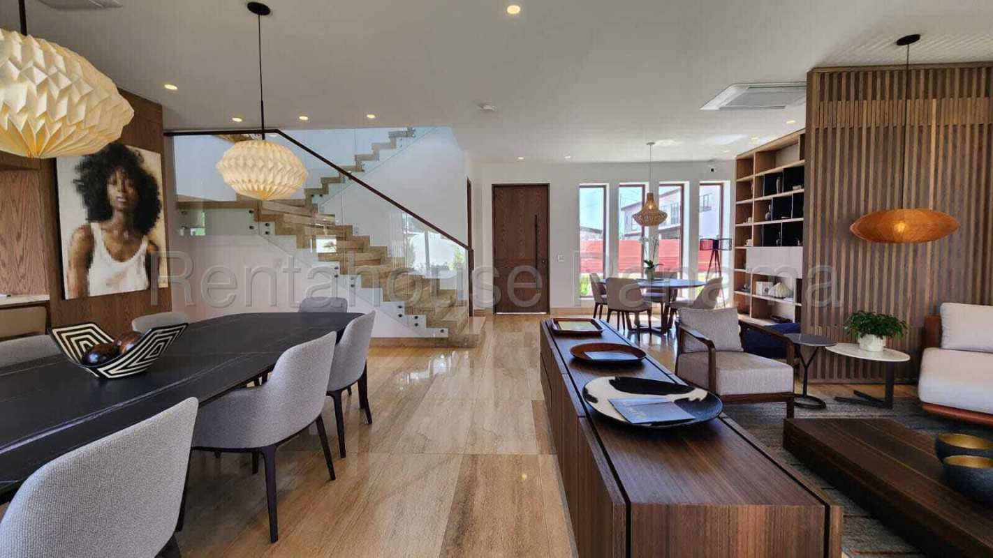 Second bedroom with ample closet and window luxury house Santa Maria Panama