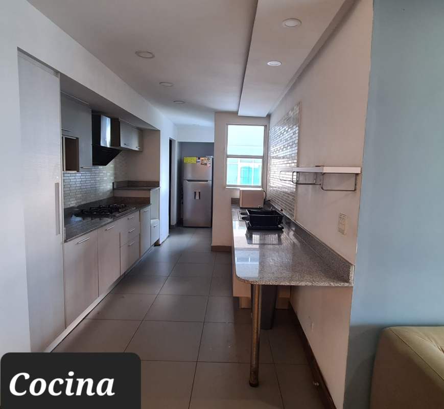 Maid’s room with bathroom in oceanfront apartment PH Blue Park Panama