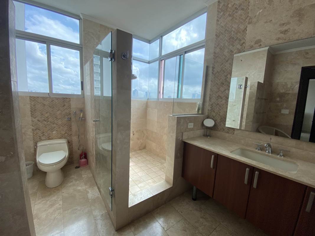 Master suite furnished, large windows, ocean and skyline view, marble floors, PH Paramount San Francisco