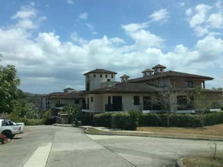 Apartment for Sale in Clayton - 3 bedrooms