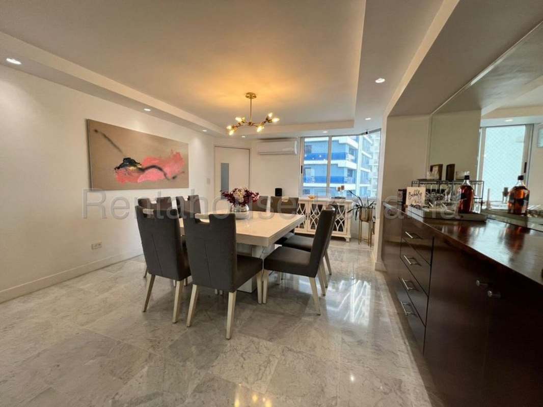 Luxury Remodeled 3BR Apartment Punta Paitilla Sky View