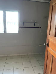 Small bedroom with natural light in house for rent in David Chiriquí Panama