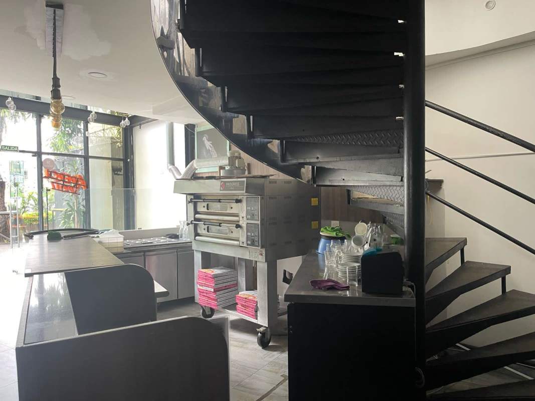 Commercial pizza oven, metal countertop kitchen with window view PH BICSA Financial Center Panama