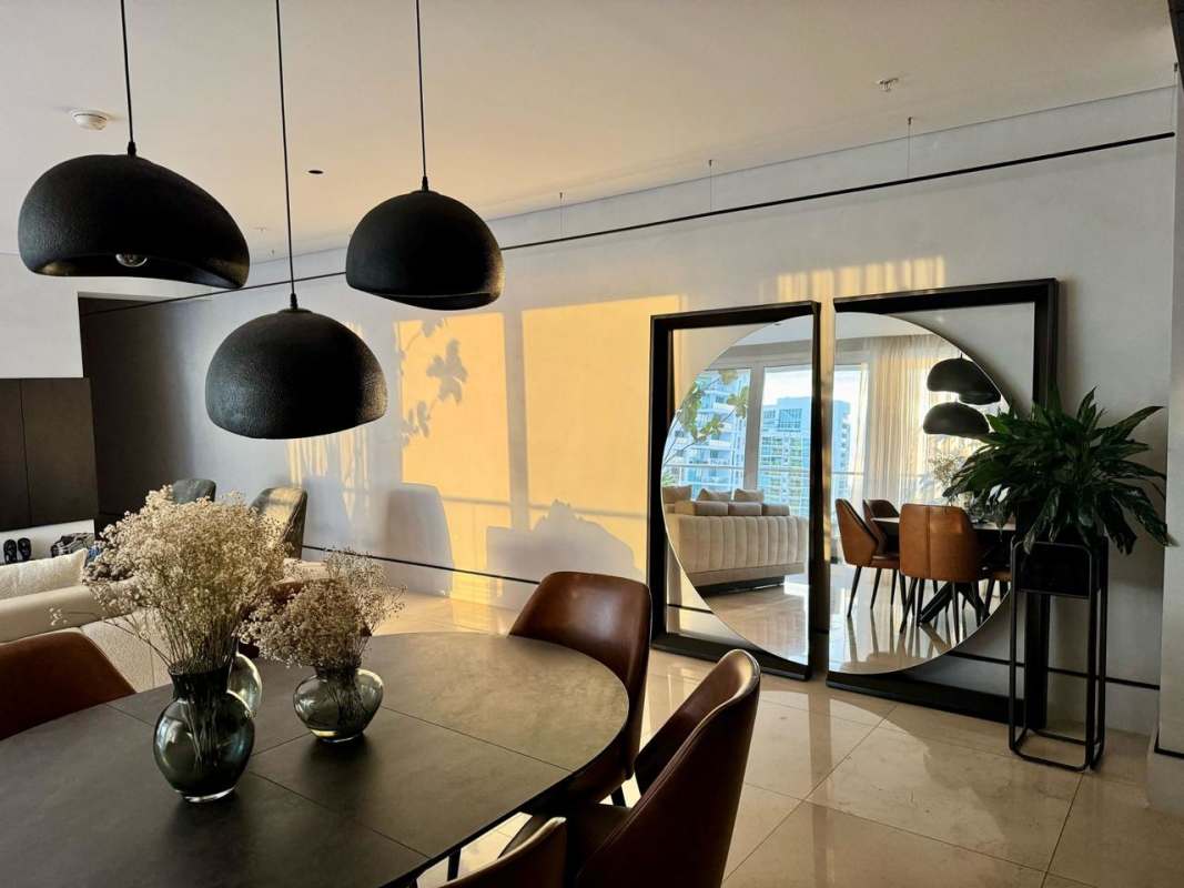 Gourmet kitchen with granite countertops, custom cabinetry and built-in appliances PH Windrose Coco del Mar Panama