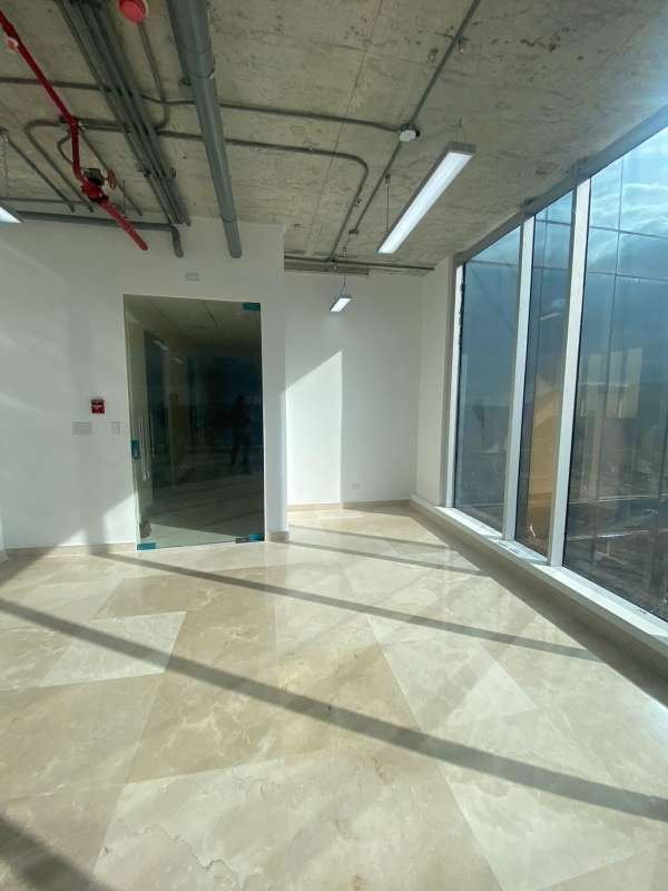 Unfurnished open-plan modern office space with panoramic floor-to-ceiling windows in PH BICSA Tower Panama City