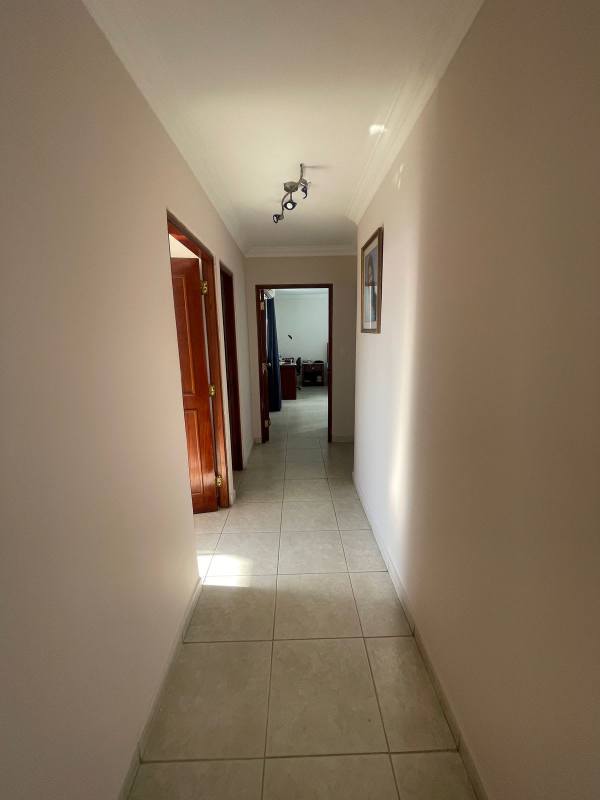 Second furnished bedroom with city views, closet, AC in PH Lexus Tower Panama