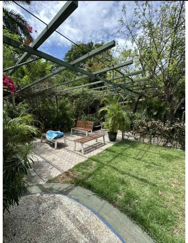 Master bedroom with built-in closet, split AC, natural lighting Ancon Panama