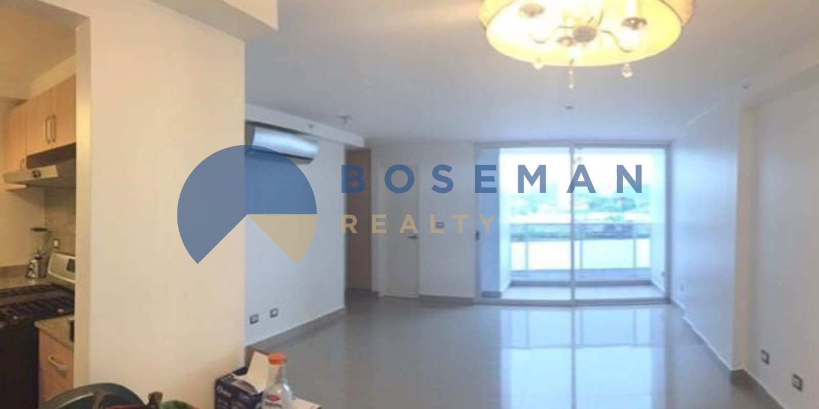 Modern kitchen with fridge and stove in PH Rokas Condado del Rey Panama available for rent