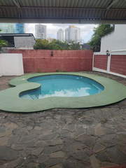 Commercial House for Rent in Marbella - 8 bedrooms