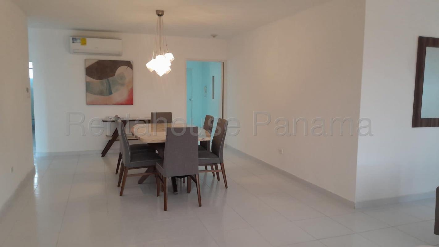 Kitchen with granite countertops, wood cabinets, appliances in PH Country Park San Francisco Panama