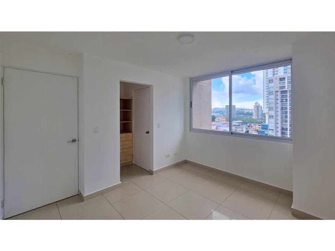 Modern high-rise tower with swimming pool view Costa del Este Premier