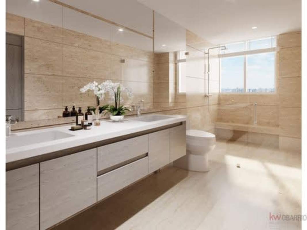 Luxury bathroom with double vanity and walk-in shower at PH Celeste Santa María Golf Panama