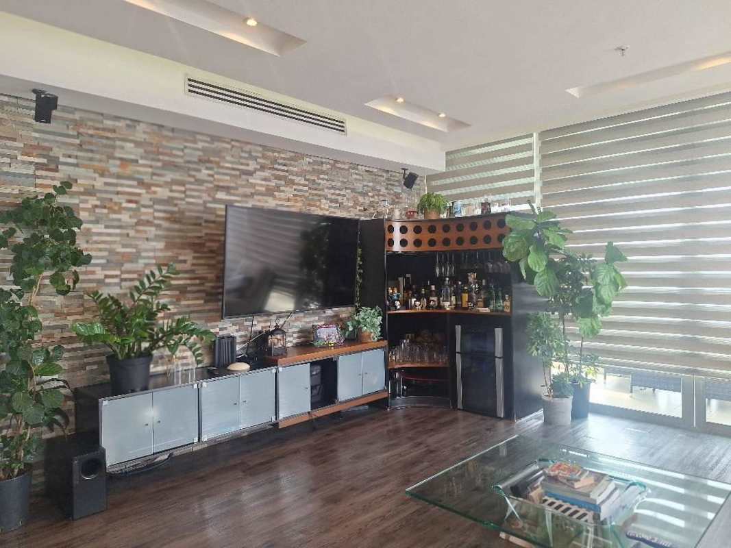 Luxury bathroom with marble vanity, glass enclosure in PH Rivage Panama