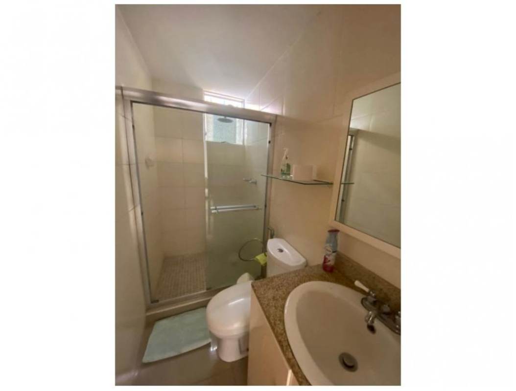 Modern apartment complex with pool and amenities PH Vía Cincuentenario Chanis Panama