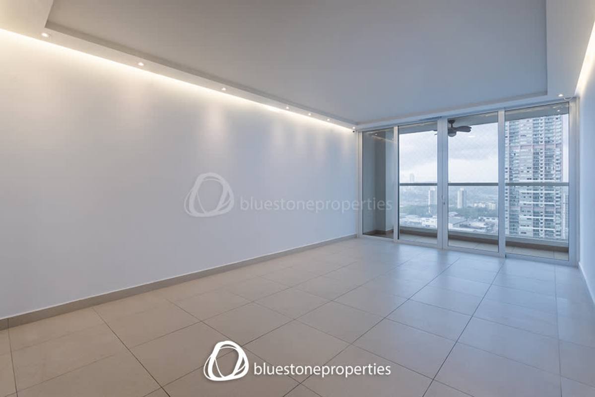 Bedroom with built-in closet and air conditioning PH Ocean View Costa del Este Panama