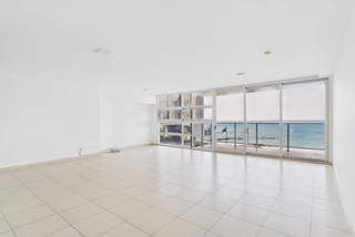 Apartment for Sale in Bella Vista - 3 bedrooms