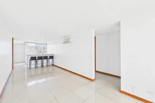 Apartment for Sale in San Francisco - 3 bedrooms