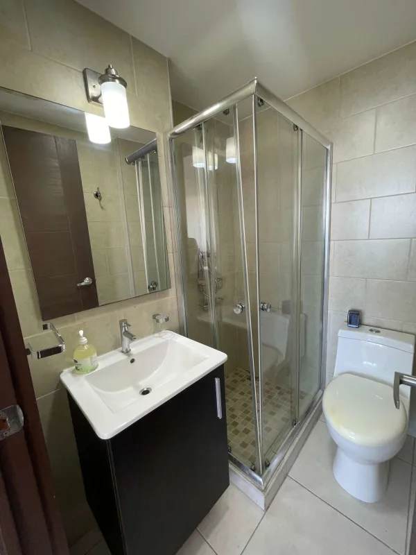 Rooftop infinity swimming pool with ocean and skyline views Bay View Towers Avenida Balboa