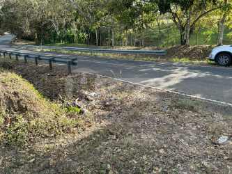 Property with grassy fields, country road, some forest views near Pacific beaches of Pedasi