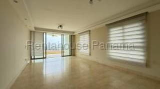 Apartment for Rent in Santa María - 3 bedrooms