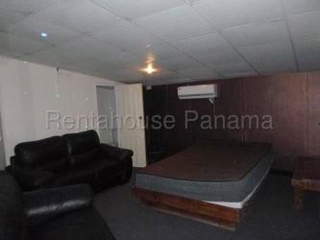 Commercial Complex for Sale in Penonomé - 30 bedrooms