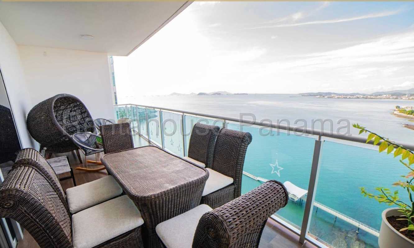 Spacious luxury condo living room with floor-to-ceiling windows and panoramic ocean views at PH Ocean Club Punta Pacifica Panama