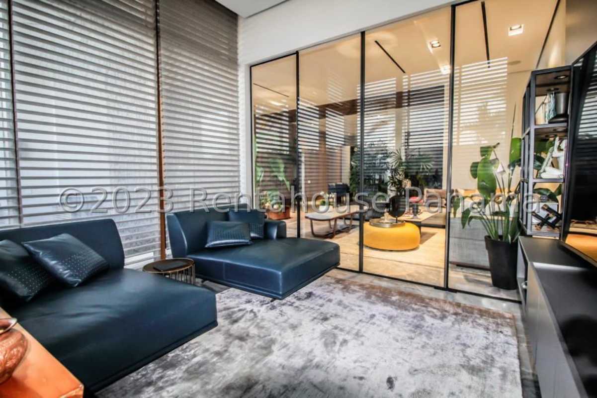 Gourmet kitchen with marble countertops in luxury apartment PH Ocean Two Punta Pacifica