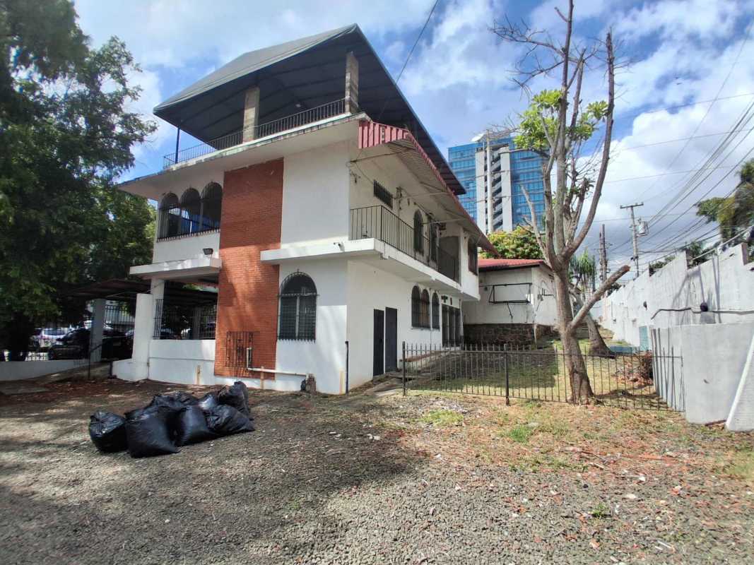 Gated parking lot for 20+ vehicles and two-story commercial house in Coco del Mar Panama City