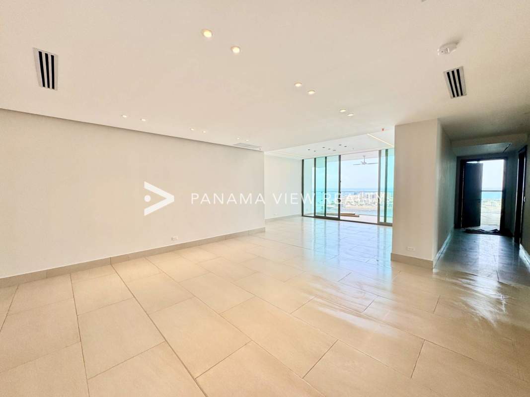 PH Sea Point modern luxury high-rise facade oceanfront Punta Paitilla Panama