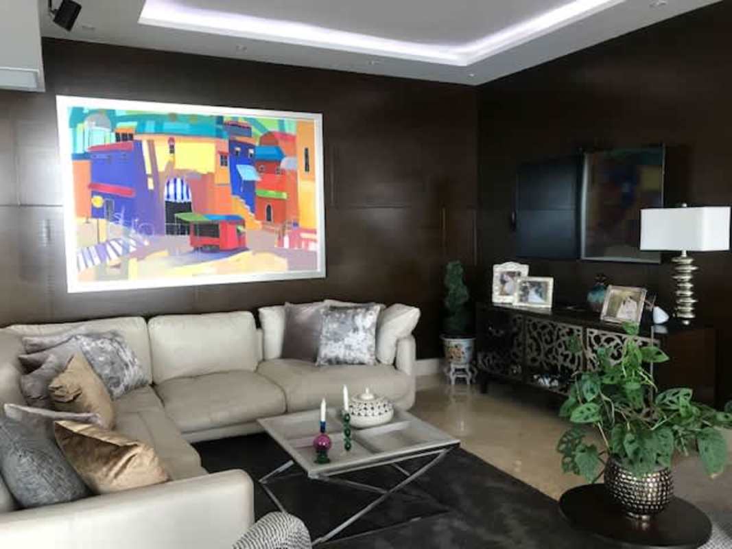 Luxury bedroom with city skyline view in The Point Punta Paitilla Panama City