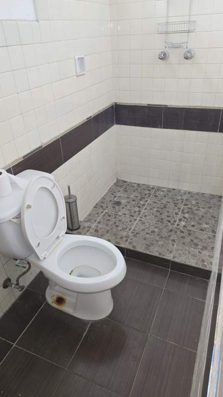 Two-Story 3BR Corner House Parque Lefevre