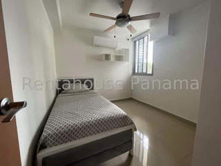 Apartment for Rent in Victoriano Lorenzo - 3 bedrooms