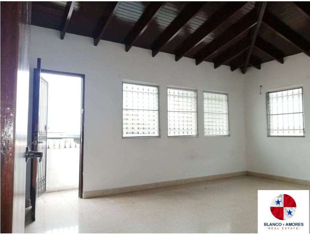 Spacious bedroom with traditional wood ceiling and closets rental El Dorado