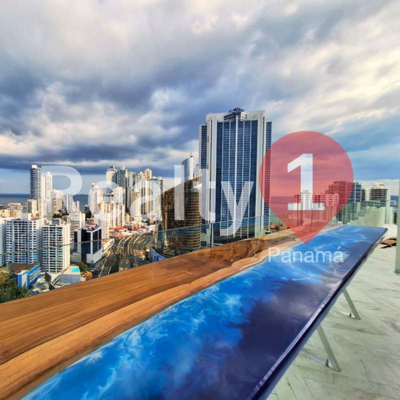 Rooftop terrace with resin table and panoramic skyline view PH Wanders & Yoo Panama